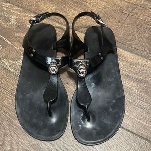 Michael Kors‎ Black Rubber Sandal Flip Flop Sz8